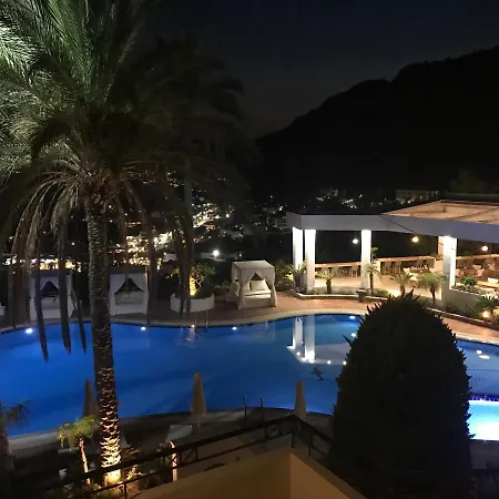 Lejlighedshotel Pefkos Blue Pefki