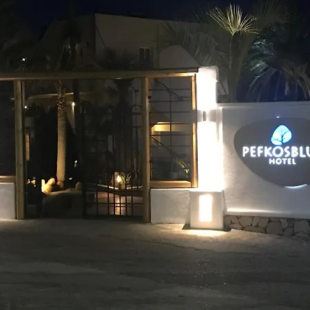 培福克斯蓝色公寓式酒店 Pefki